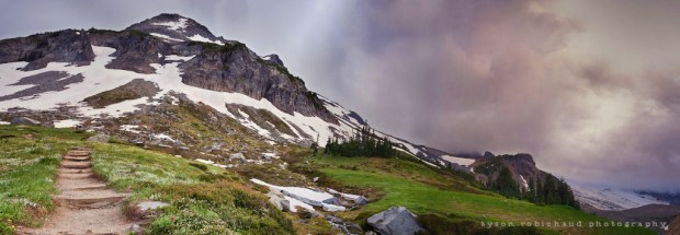 trail head pano