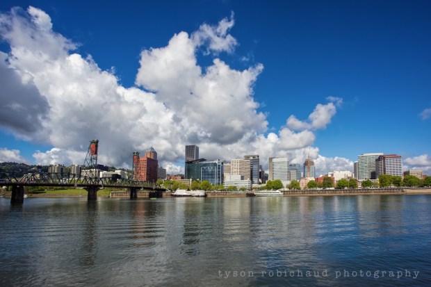 Portland with EF 17-40L on the Sony a7II
